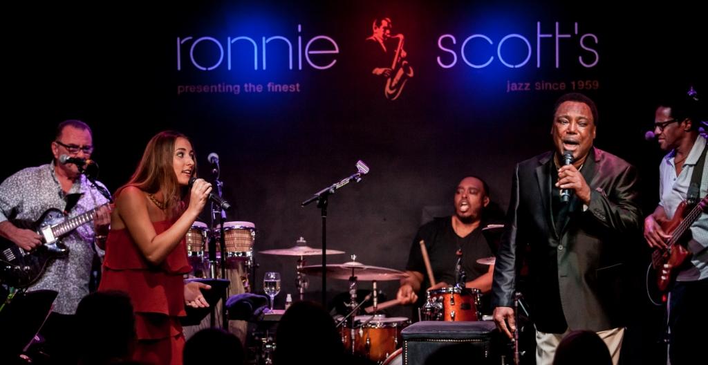 Nieuw vinylalbum George Benson live opgenomen in Ronnie Scott's Jazz Club