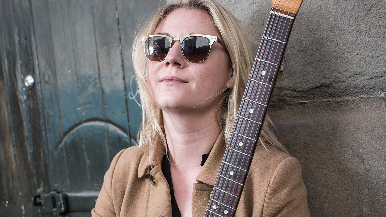 Joanne Shaw Taylor gaat terug naar haar muzikale roots