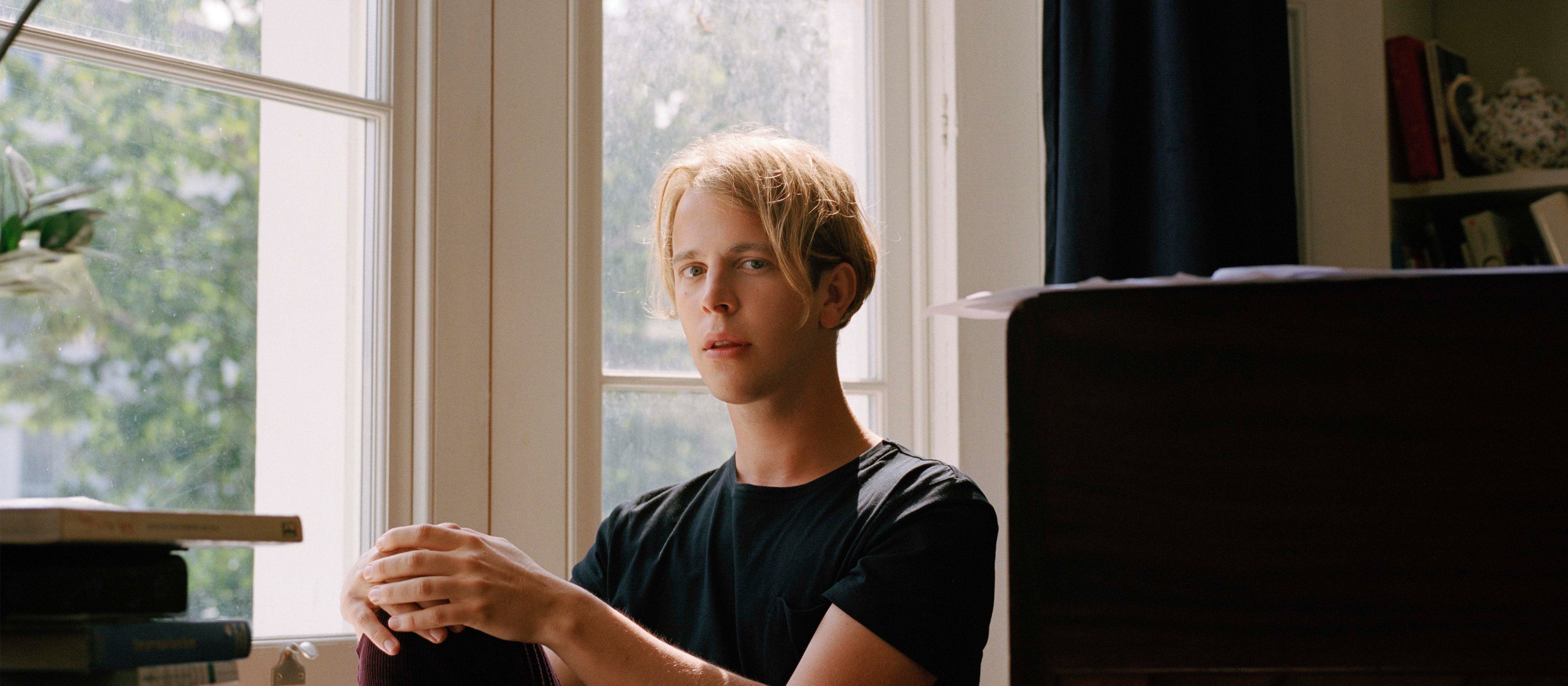 Op het nieuwe album van Tom Odell hoor je het dagelijkse leven in Oost-Londen