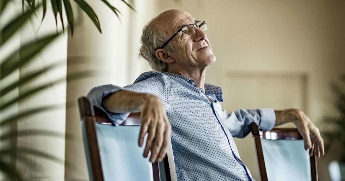 Raymond van Groenewoud trakteert zichzelf op zijn verjaardag met een gloednieuw album