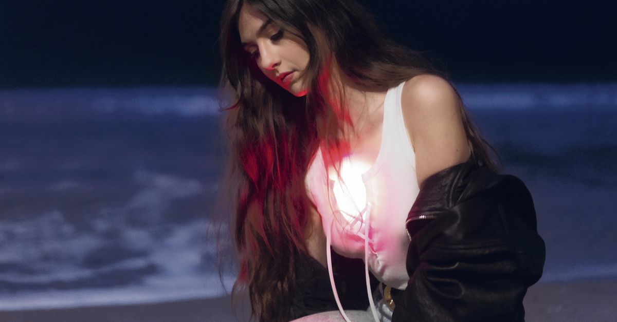 Weyes Blood: Hemelse folk die ons moet bevrijden van de algoritmische en de ideologische chaos.