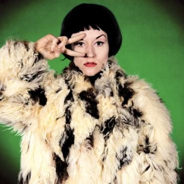 Amy Walker - 21 Accents (Single) Cover Arts and Media | Records on Vinyl